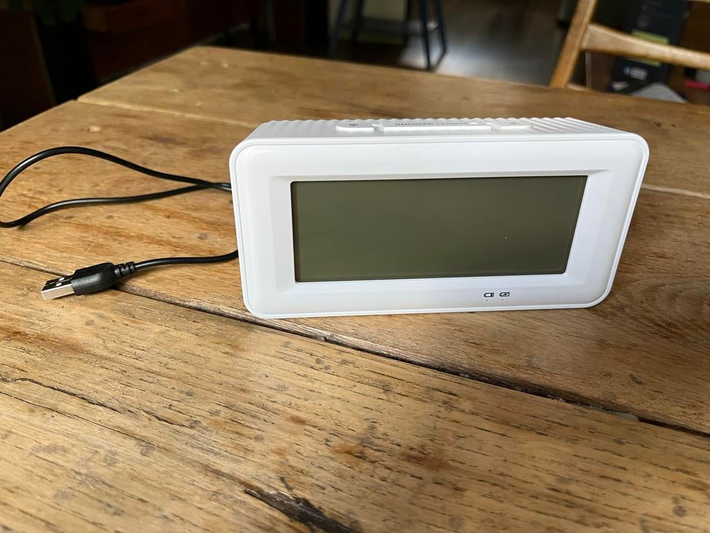Krontaler Radiografische Digitale Wekker met Accu - Nieuw, Witgoed en Apparatuur, Wekkers, Ophalen of Verzenden, Zo goed als nieuw