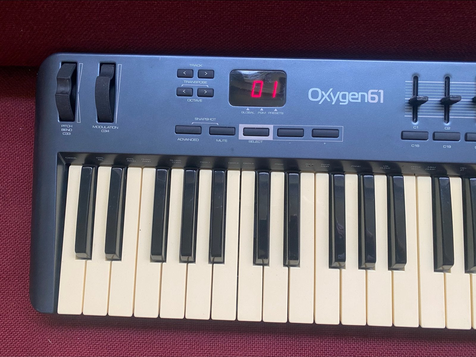 M-Audio Oxygen 61 MIDI Keyboard Controller 3rd gen tiptop, Muziek en Instrumenten, Keyboards, Overige merken, Ophalen of Verzenden