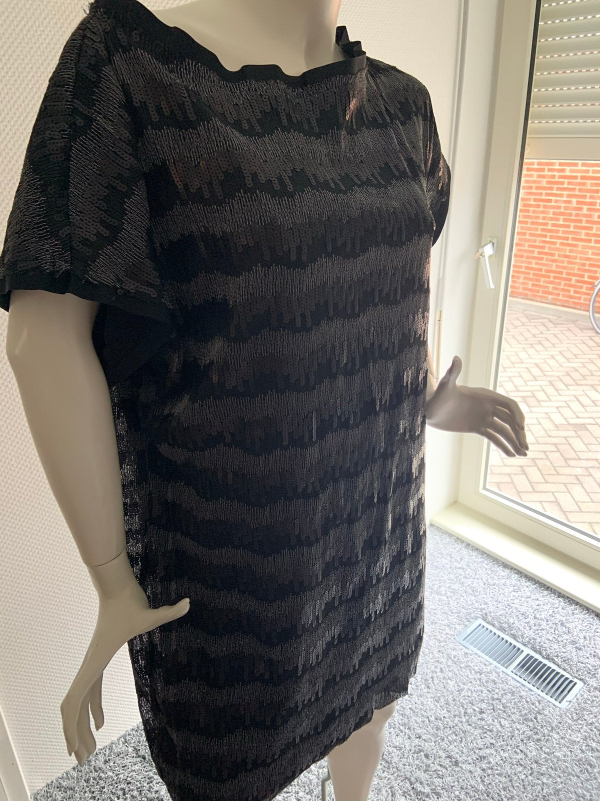 Twinset jurk met paiettten xl, ., Zwart, Maat 46/48 (XL) of groter, Ophalen of Verzenden