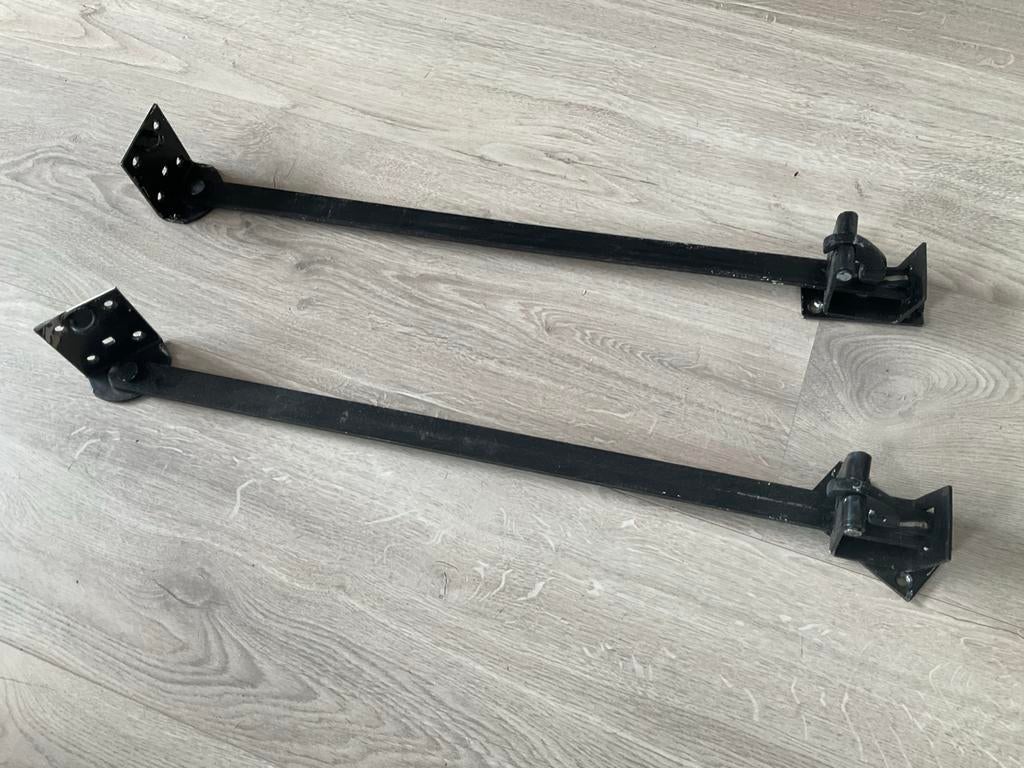 2 Garage uitzetijzers voor openslaande deuren, Ophalen of Verzenden, Gebruikt, IJzer, Overige typen