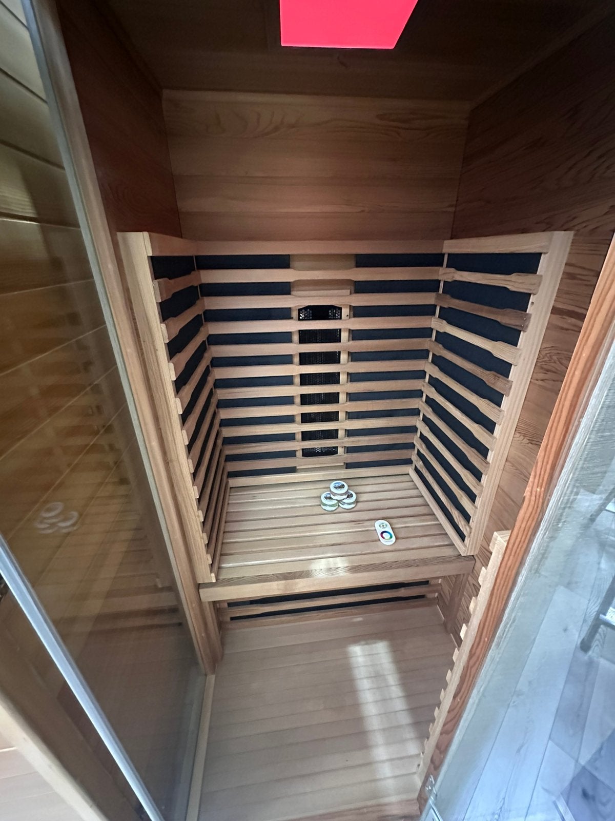 Showmodel Red Cedar Infraroodsauna | 1-2 persoons | €995, Ophalen, Info@inner-stillness.nl, Fins of Traditioneel, 7665VB