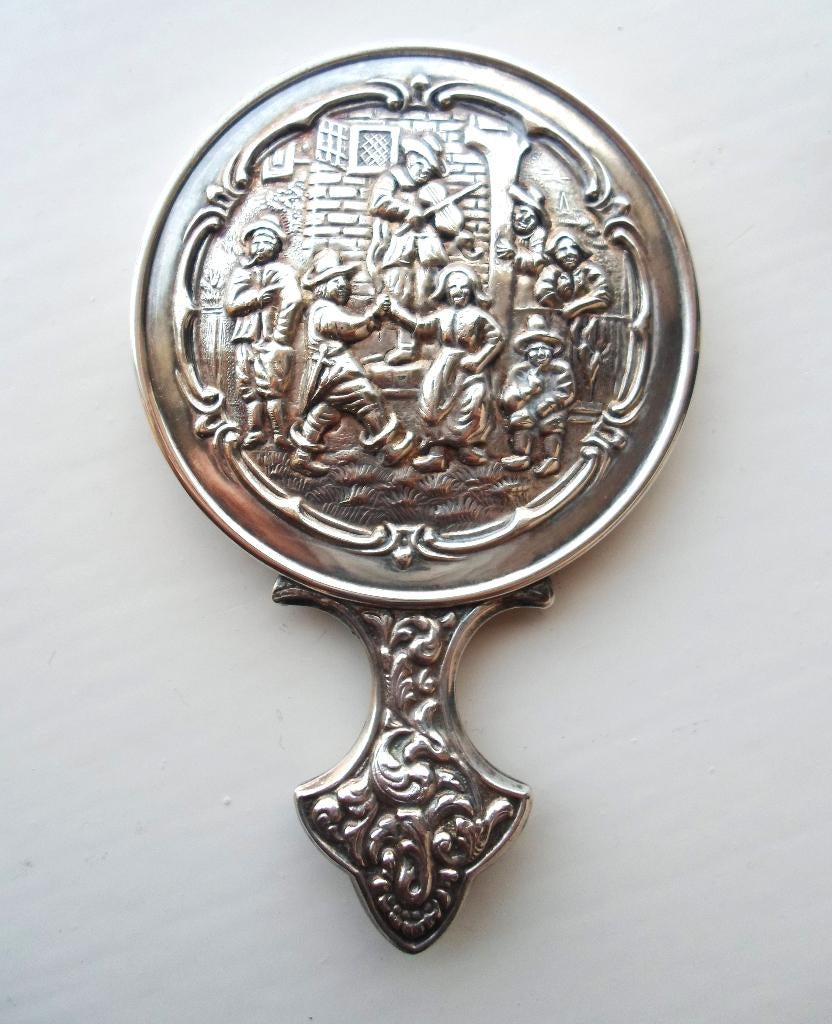 Handspiegel met Herbergtafereel in reliëf., Antiek en Kunst, Curiosa en Brocante, Ophalen of Verzenden