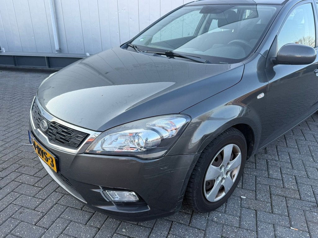 Kia Cee'd Sporty Wagon 1.4 CVVT Comfort Pack koppelingsplaat, Auto's, Kia, Voorwielaandrijving, Euro 5, Multifunctioneel stuurwiel