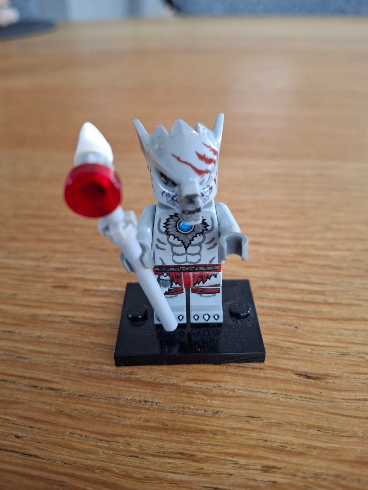 Lego Chima Worriz minifiguur met staf, Ophalen of Verzenden