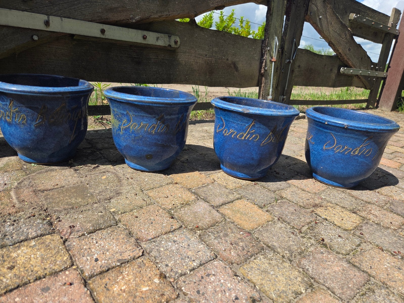 4 Blauw geglazuurde bloempotten, Ophalen, Steen, Gebruikt, Minder dan 30 cm