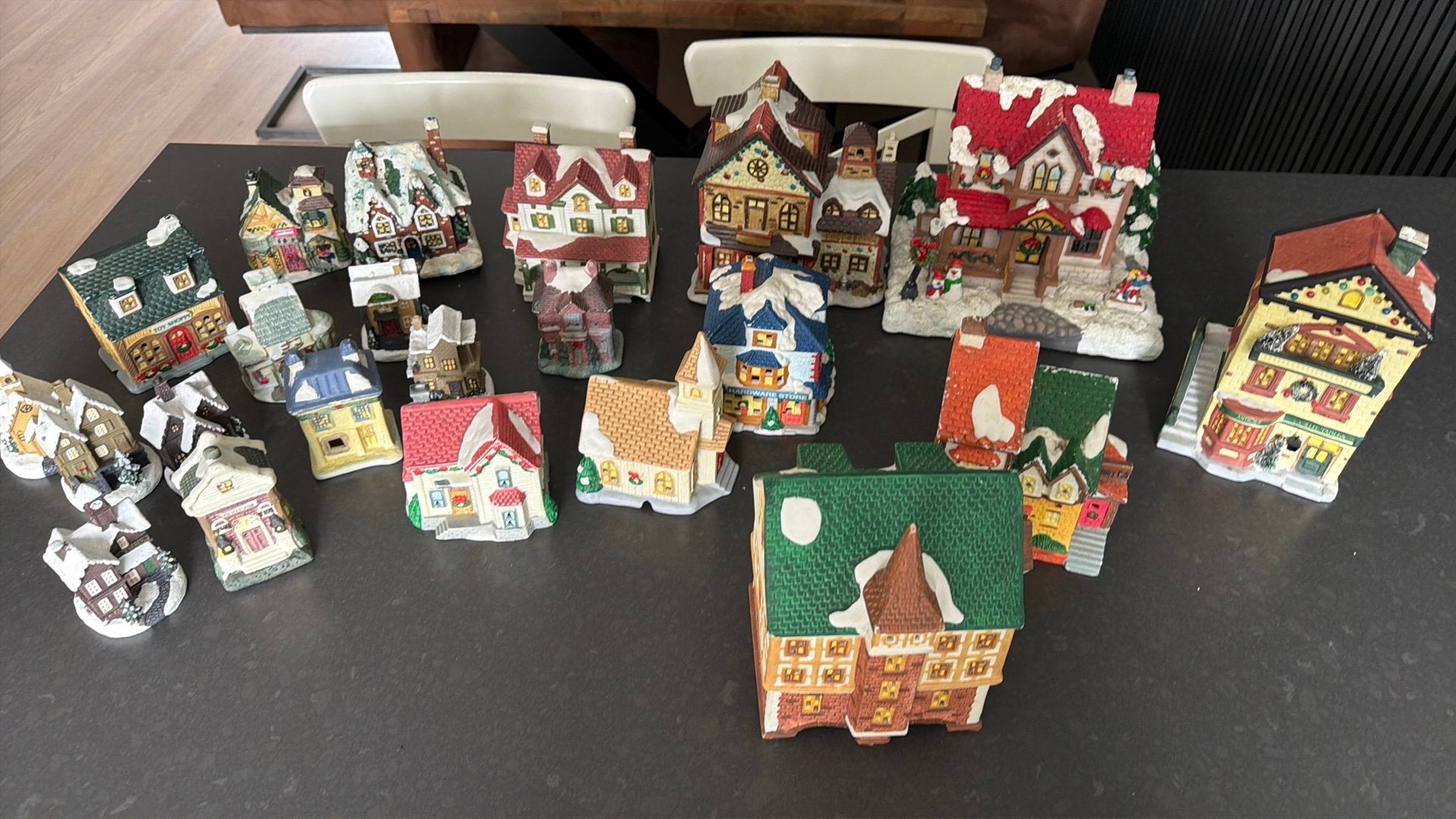 Dickensville Collectables kerstdorp huisjes. Diverse maten, Diversen, Kerst, Ophalen