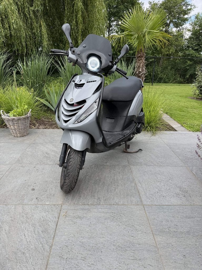 Piaggio zip 4t 80cc iget 2019, Ophalen, Gebruikt, Maximaal 45 km/u, Zip