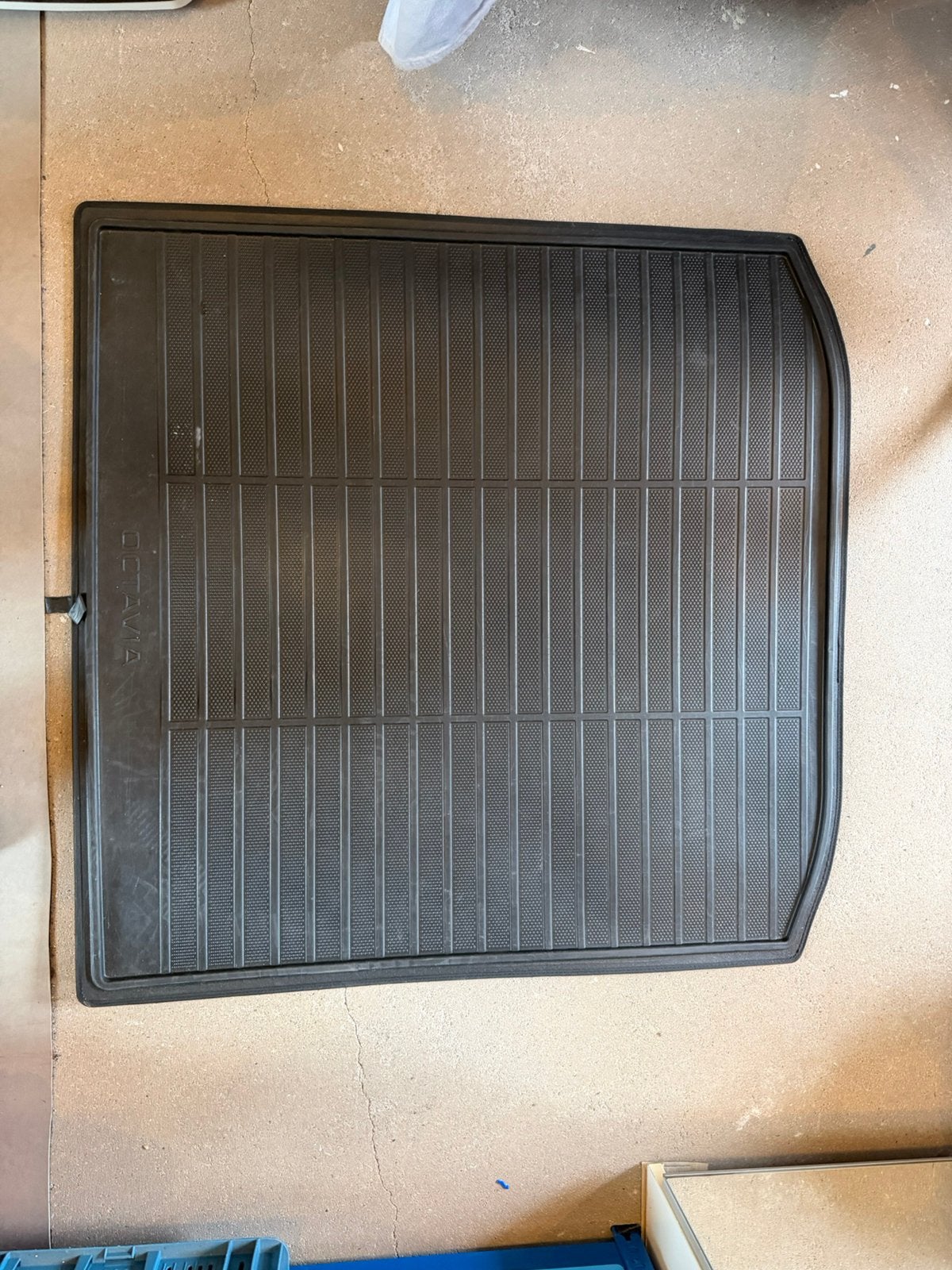 Omkeerbare kofferbakmat Skoda Octavia Combi 2017-2020, Ophalen, Gebruikt