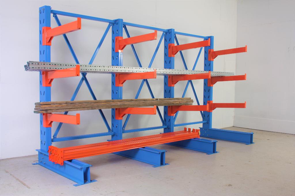 Draagarmstelling enkelzijdig set 3,9mtr. 2,2 mtr. hoog, Ophalen