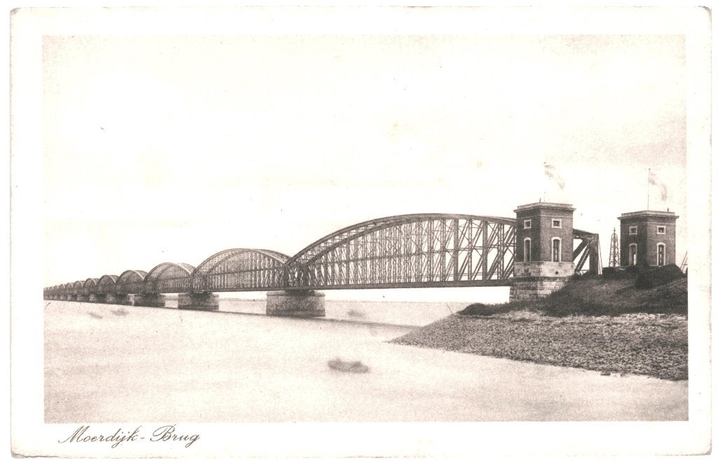 967666	Moerdijk	N Br Circa 1920 Brug	Hollands Diep, Ophalen of Verzenden, 1920 tot 1940, Ongelopen, Noord-Brabant