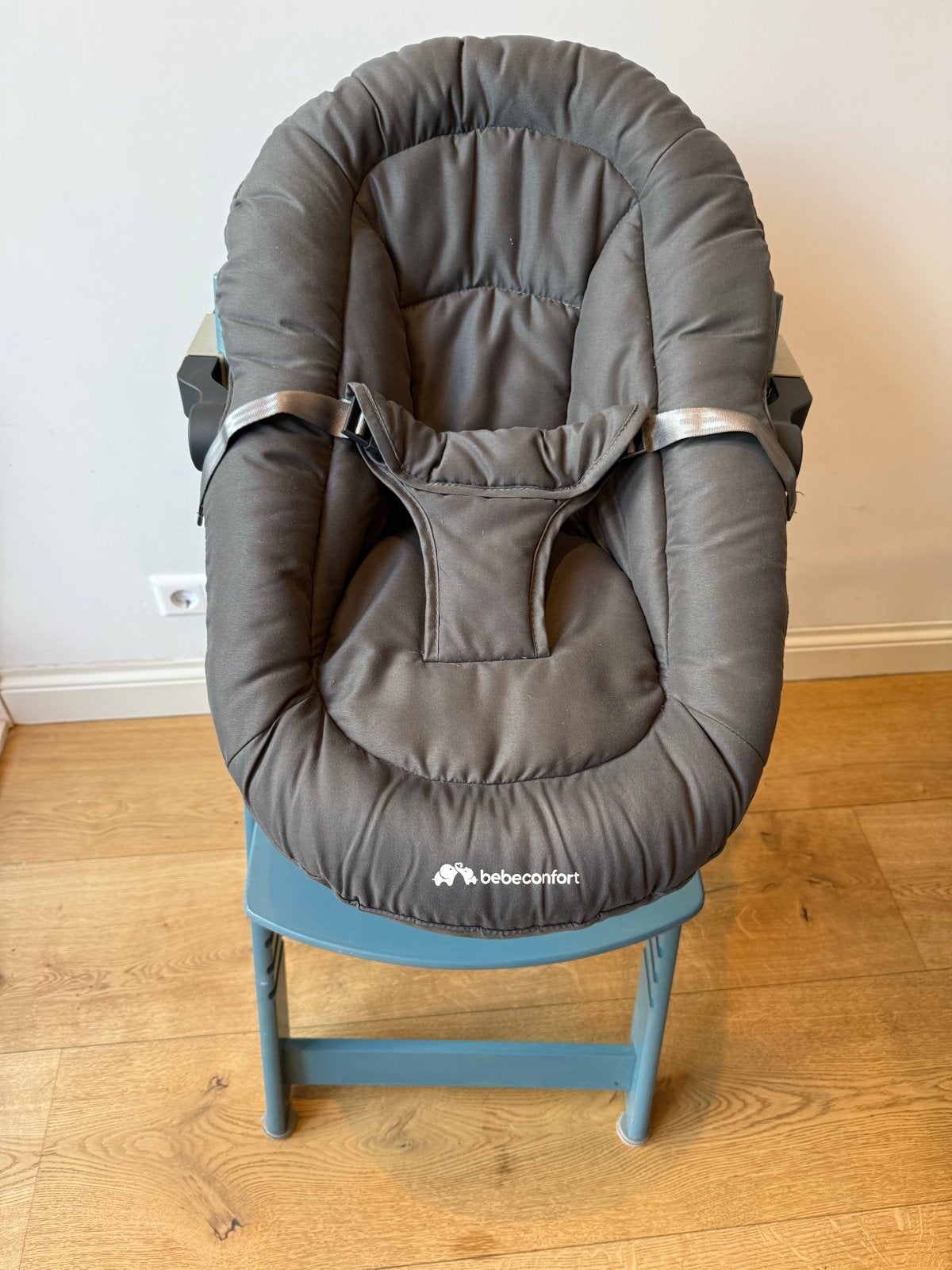 Bebeconfort Timba Baby Inzet voor Kinderstoel (met stoel), Kinderen en Baby's, Ophalen of Verzenden, Zo goed als nieuw, Overige typen