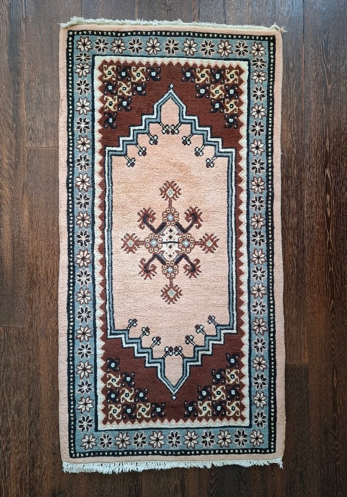 Handgeknoopt wollen tapijt cq vloerkleed 75 cm x 145 cm, Gebruikt, 100 tot 150 cm, Zwart, Rechthoekig