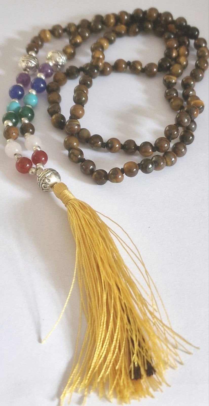Chakra mala ketting met tijgeroog kralen en kwast, Ophalen of Verzenden, Nieuw, Bruin, Steen of Mineraal