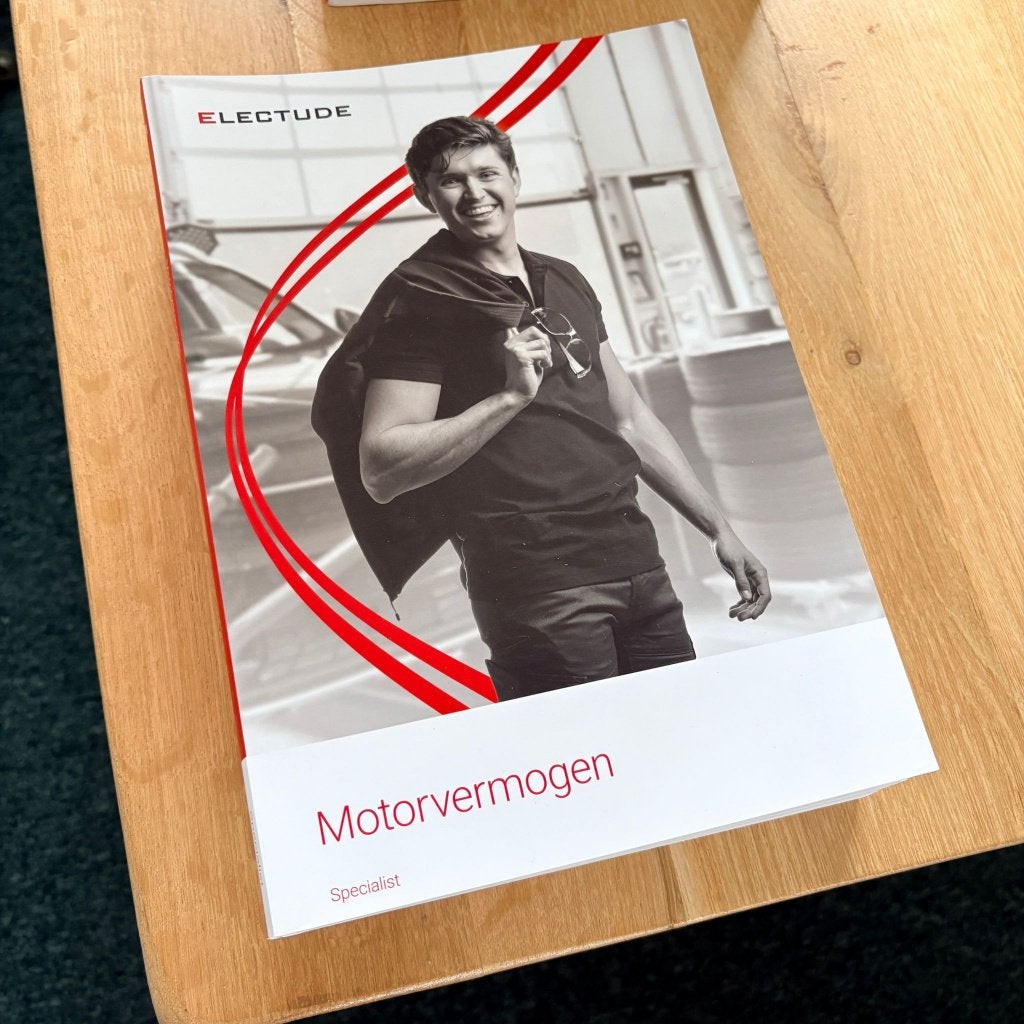 Electude Specialist 5-delig -MBO 4 Autotechniek / Automotive, Boeken, Ophalen of Verzenden, Beta, Gelezen, MBO