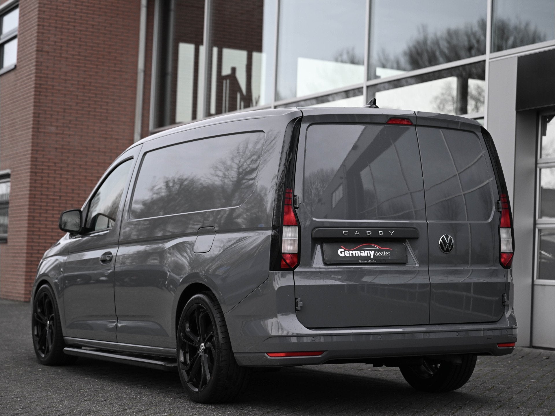 Volkswagen Caddy Cargo Maxi 2.0TDI 123PK PureGrey Sportzetel, Stof, 4 cilinders, Met garantie (alle), 122 pk