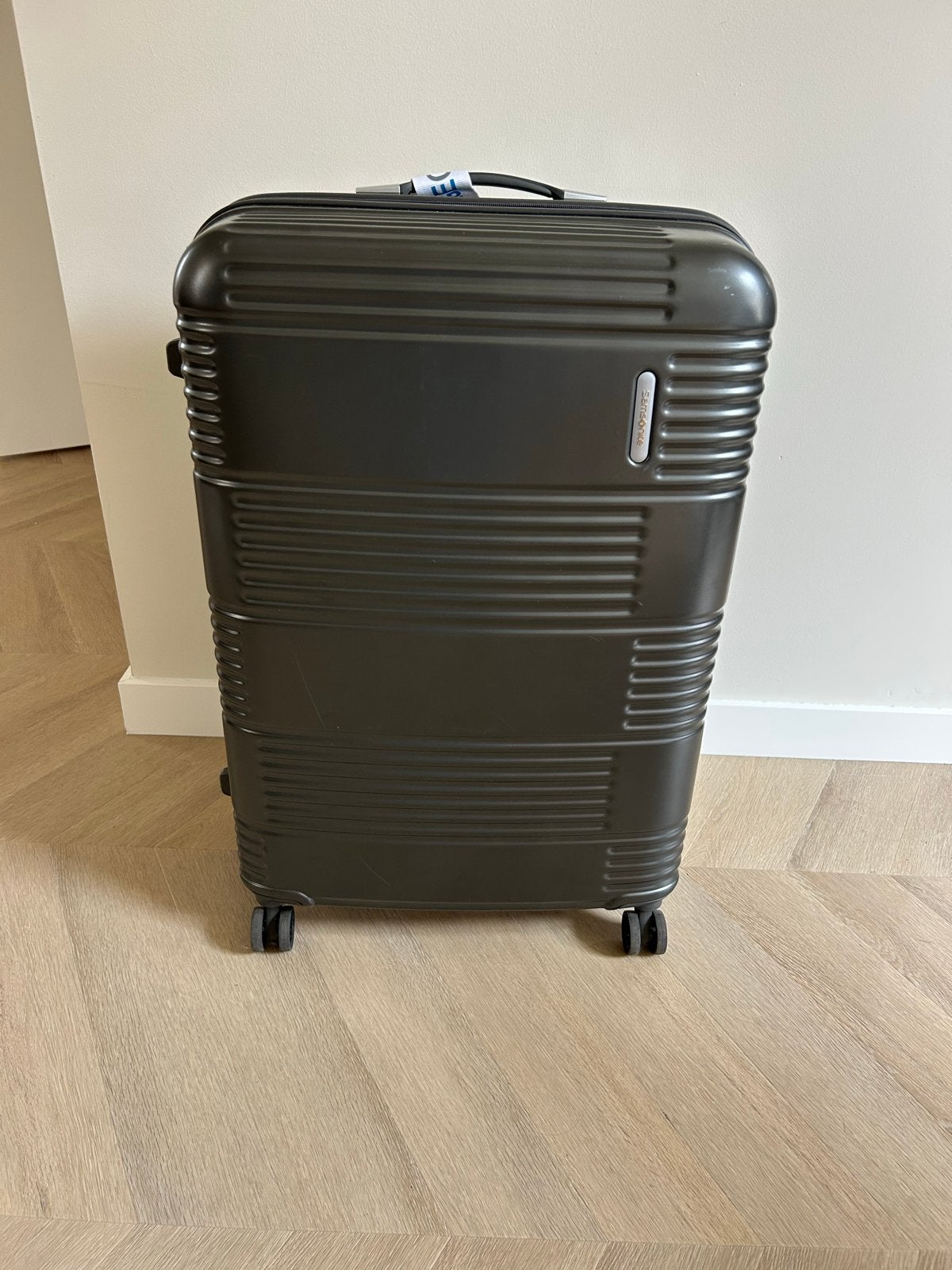 Samsonite koffer - Zo goed als nieuw, Hard kunststof, Zo goed als nieuw, 35 tot 45 cm, Uitschuifbare handgreep