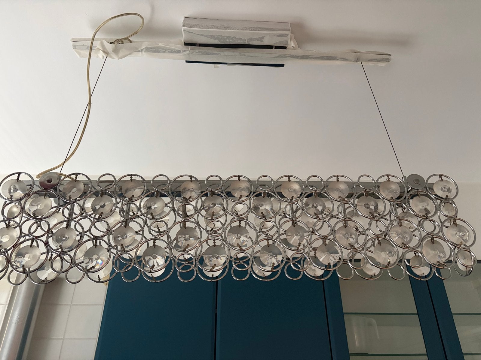 Moderne hanglamp met kristallen schijfjes, Ophalen, Zo goed als nieuw, Metaal, E14 (klein)