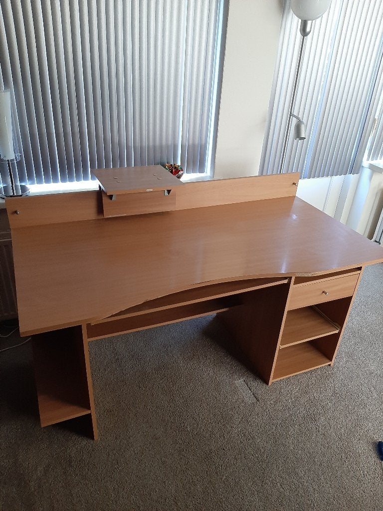 Bureau gratis, Huis en Inrichting, Bureaus, Ophalen, Demontabel, Gebruikt, Computerbureau