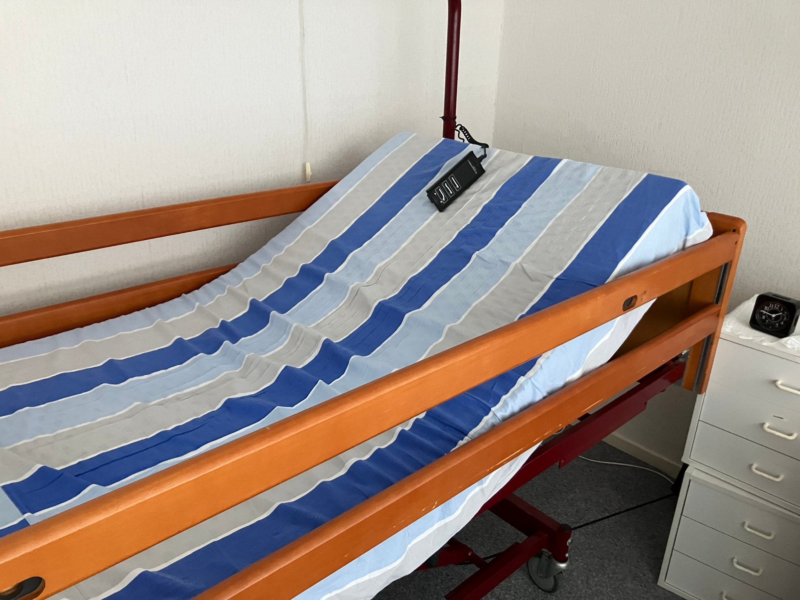 goedwerkend hoog laag bed. T.E.A.B., Ophalen, Gebruikt, 90 cm, Eenpersoons
