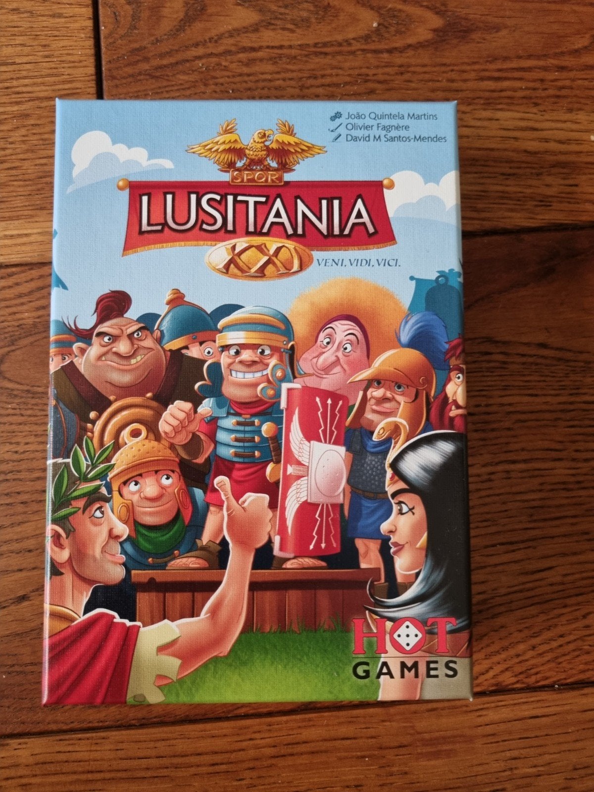 Lusitania, Ophalen of Verzenden, Zo goed als nieuw, Hot Games