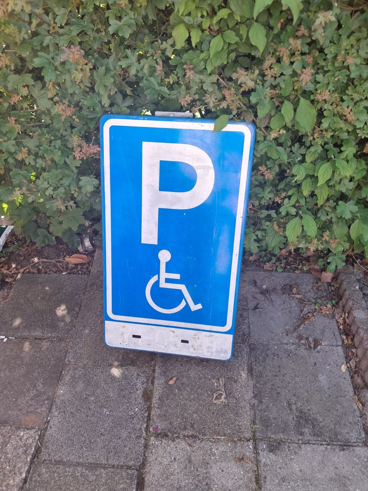 Invalide bord, Ophalen