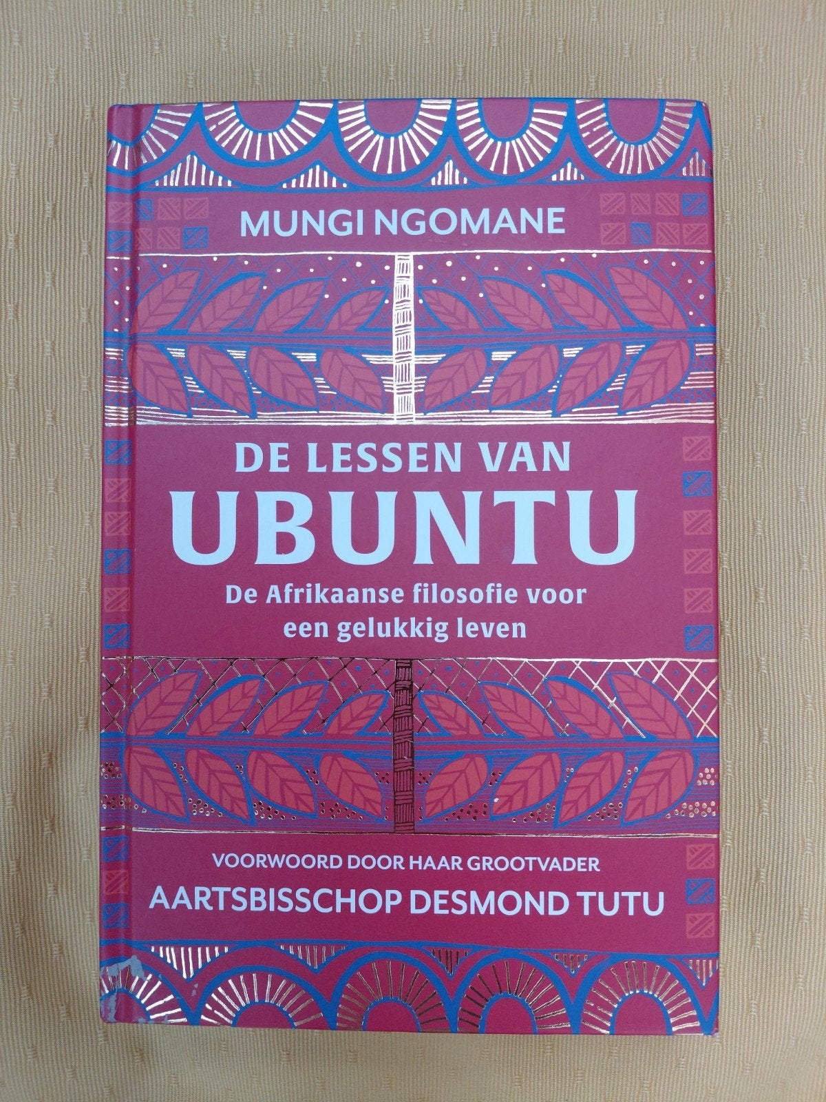 Mungi Ngomane - De lessen van ubuntu.  NIEUW!!, Ophalen of Verzenden, Zo goed als nieuw, Mungi Ngomane
