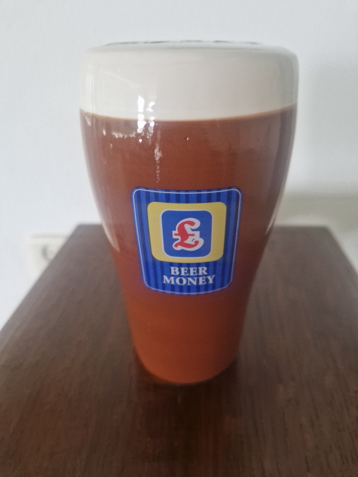 Porseleinen spaarpot 'Beer Money', Verzenden, Zo goed als nieuw, Steen, Aardewerk of Keramiek, Overige thema's