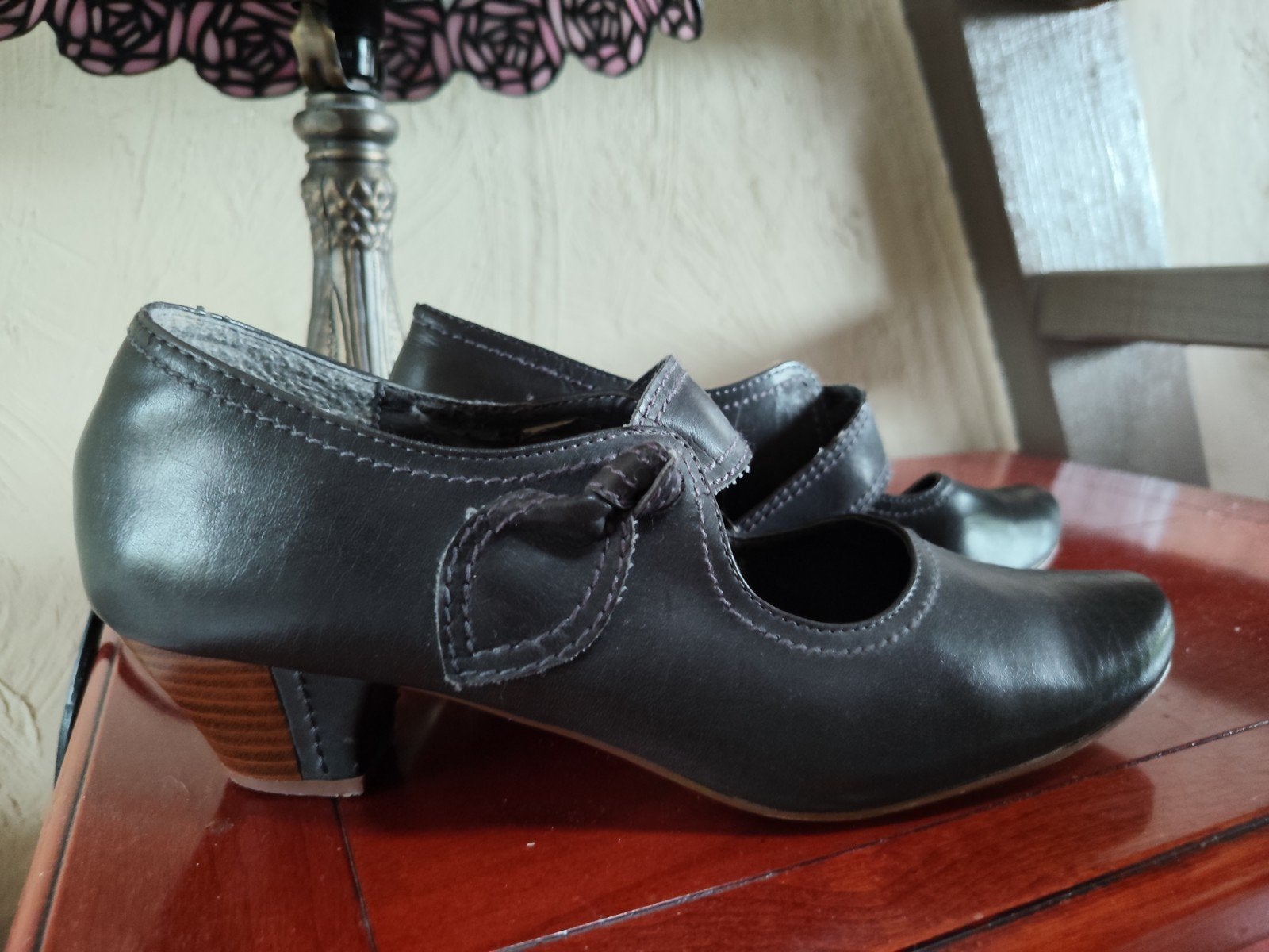 Italian styles grijze bandschoenen 39, Kleding | Dames, Ophalen of Verzenden, Zo goed als nieuw, Grijs