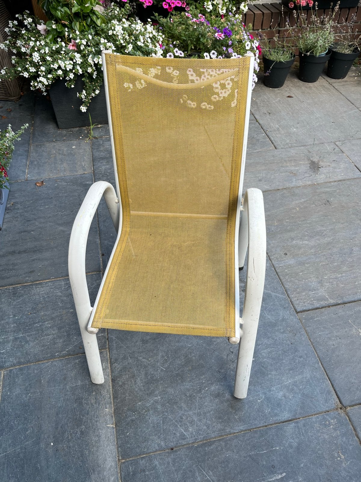 Kinder tuinstoel - Geel/Wit, Tuin en Terras, Ophalen of Verzenden, Gebruikt, Metaal