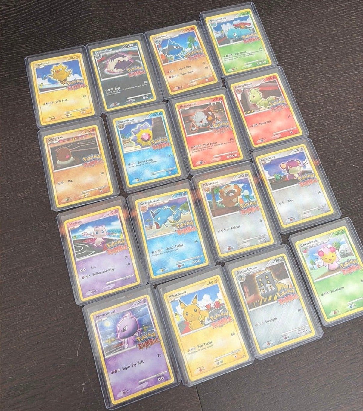 Volledige set pokemon rumble kaarten, Ophalen of Verzenden, Zo goed als nieuw, Meerdere kaarten