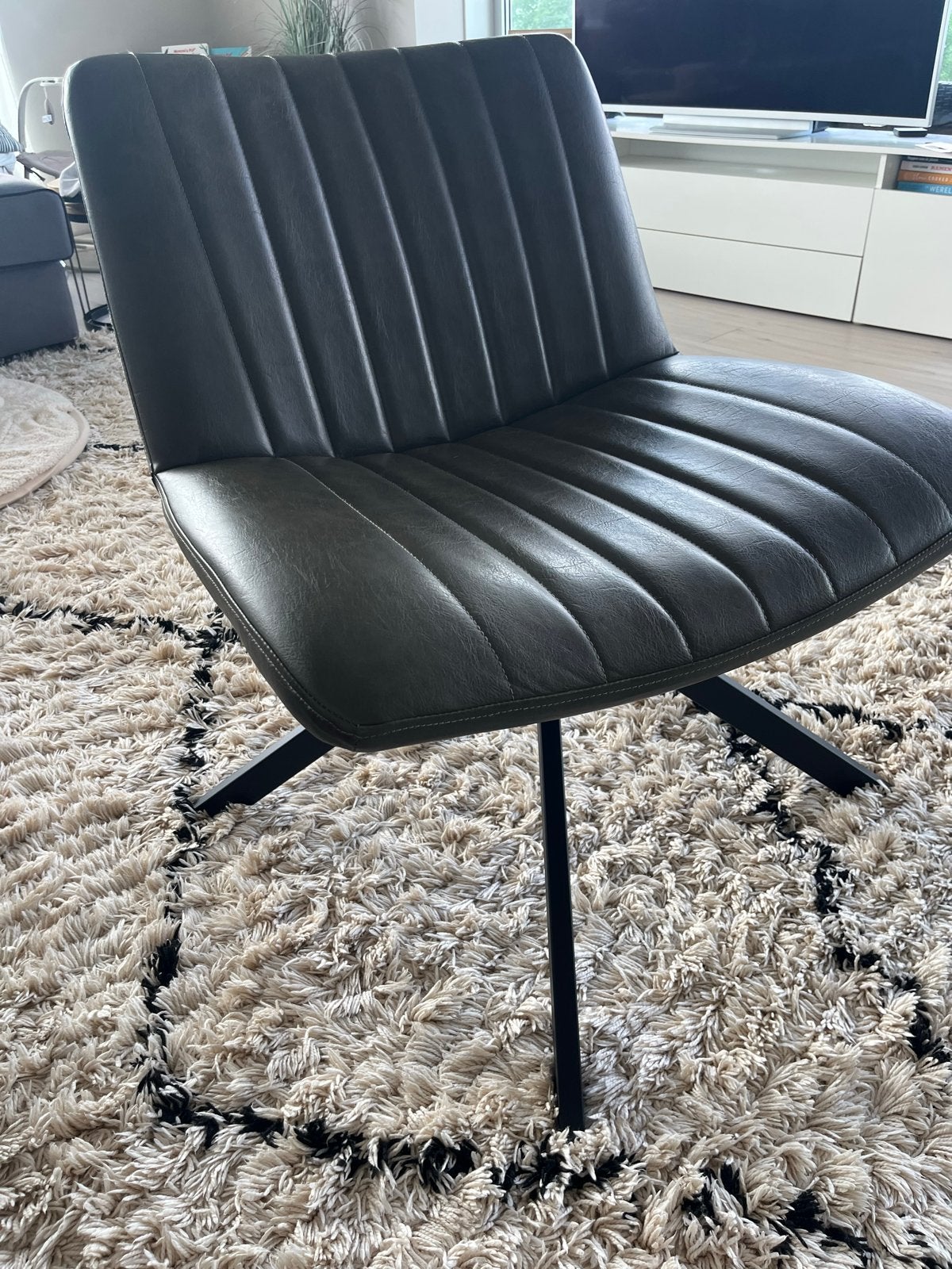 Draaibare fauteuil Dimehouse donkergroen, Ophalen, Gebruikt, 75 tot 100 cm, Leer