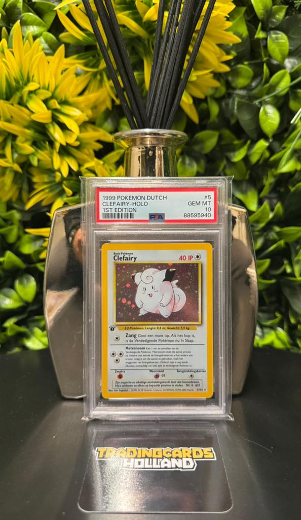Pokemon Clefairy 1st Edition Base Set Holo PSA 10 Dutch, Ophalen of Verzenden, Zo goed als nieuw