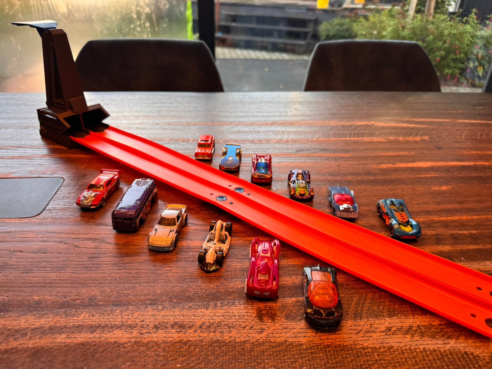 Hotwheels schietbaan met 12 Hotwheels, Ophalen of Verzenden, Gebruikt