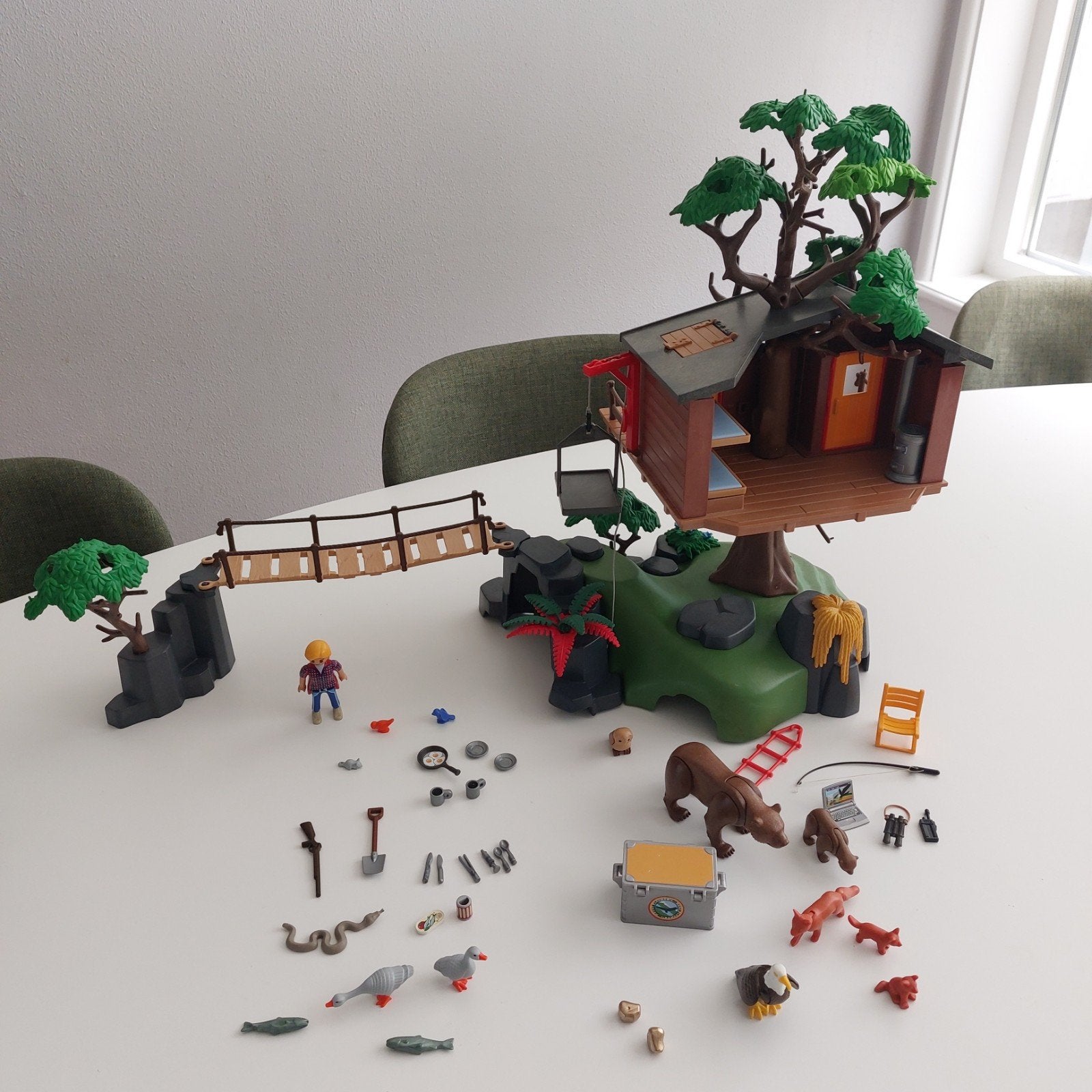 Playmobil Avontuur Boomhut 5557 met Dieren en Accessoires, Ophalen of Verzenden, Zo goed als nieuw, Complete set