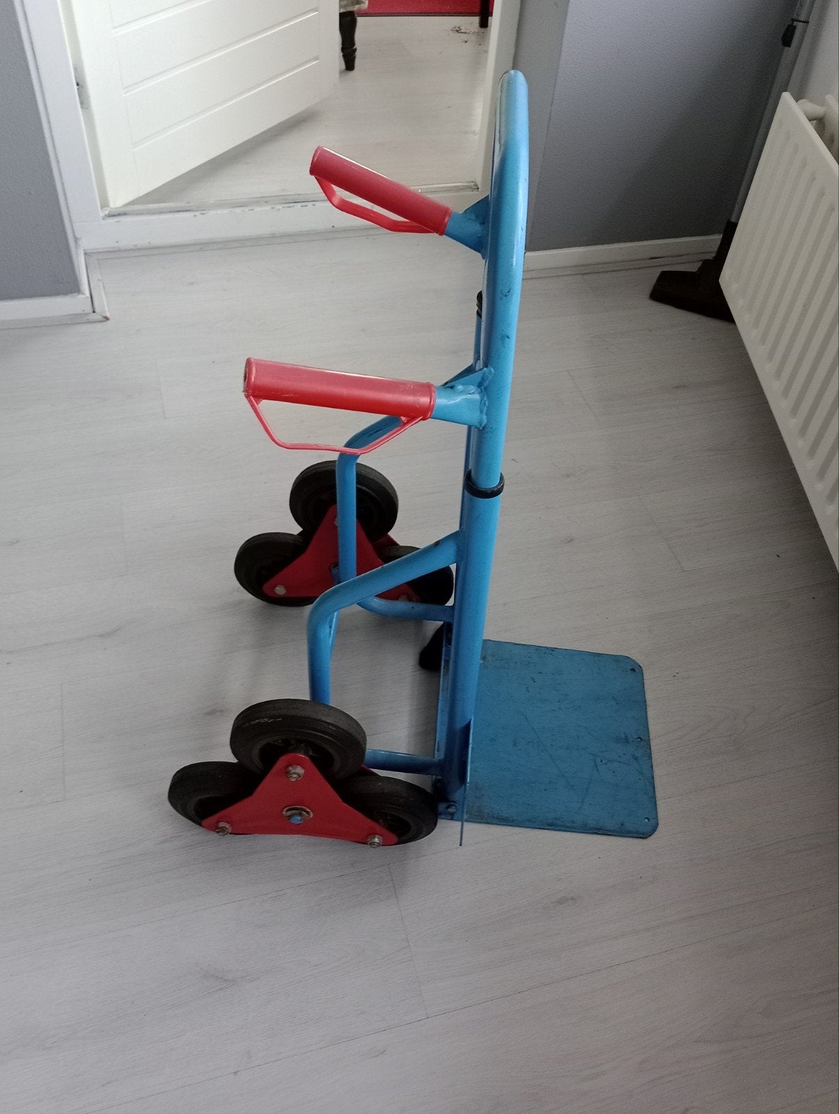 Steekwagen voor trappen - Blauw/Rood, Ophalen of Verzenden, Gebruikt, Steekwagen