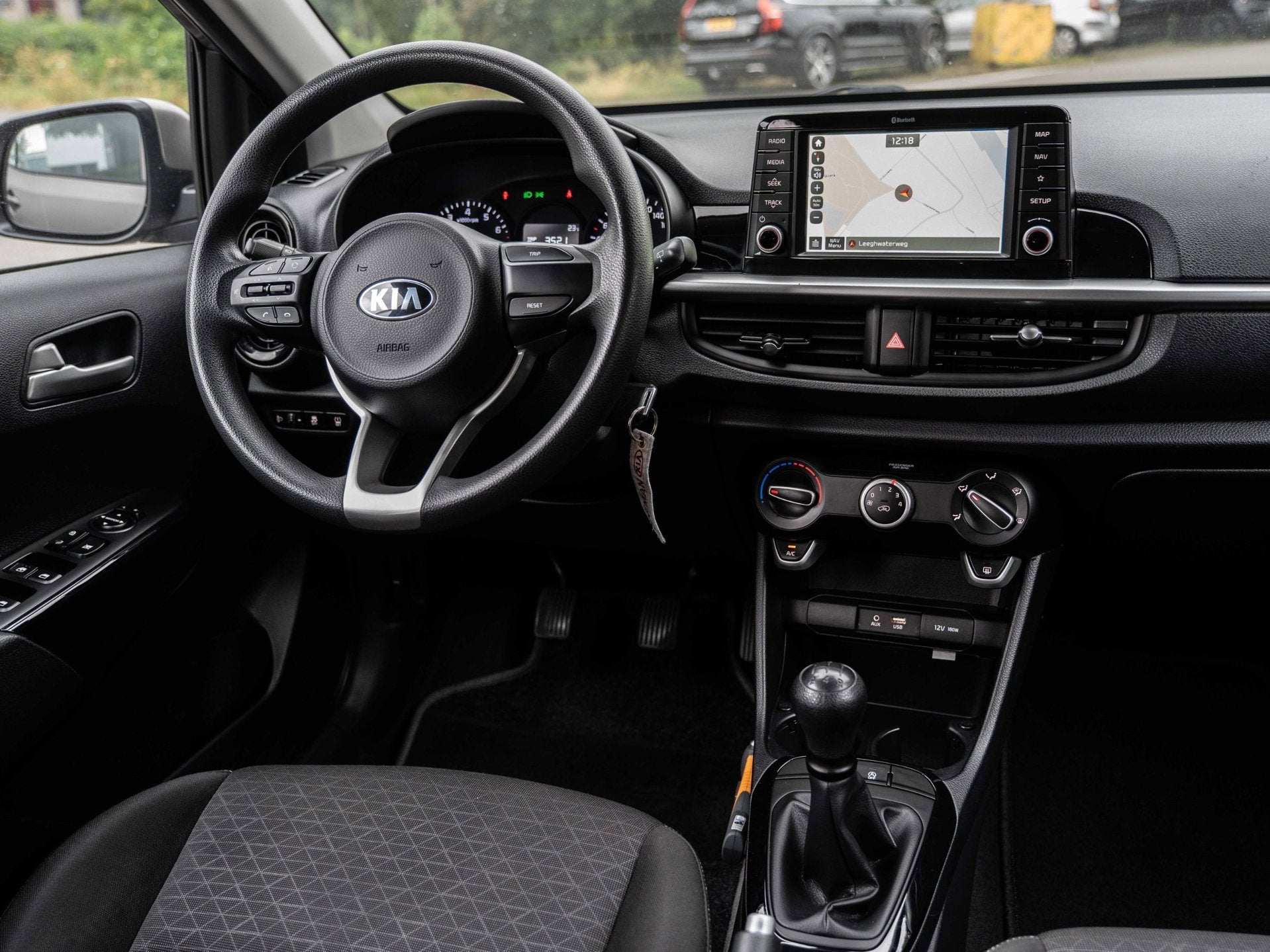 Kia Picanto 1.0 CVVT ComfortPlusLine Navigator | APPLE CARPL, Gebruikt, Euro 6, 4 stoelen, Origineel Nederlands