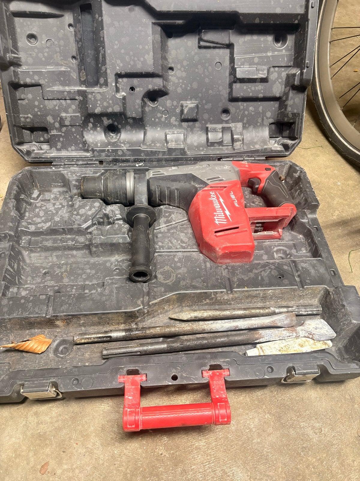 Milwaukee M18 FUEL kango met koffer en beitels, Doe-het-zelf en Verbouw, Gereedschap | Boormachines, Ophalen, Boor- en/of Breekhamer