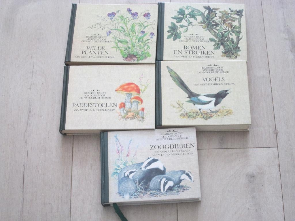 Reader's Digest veldgids ( 5 delen), Boeken, Ophalen of Verzenden, Zo goed als nieuw, Natuur algemeen