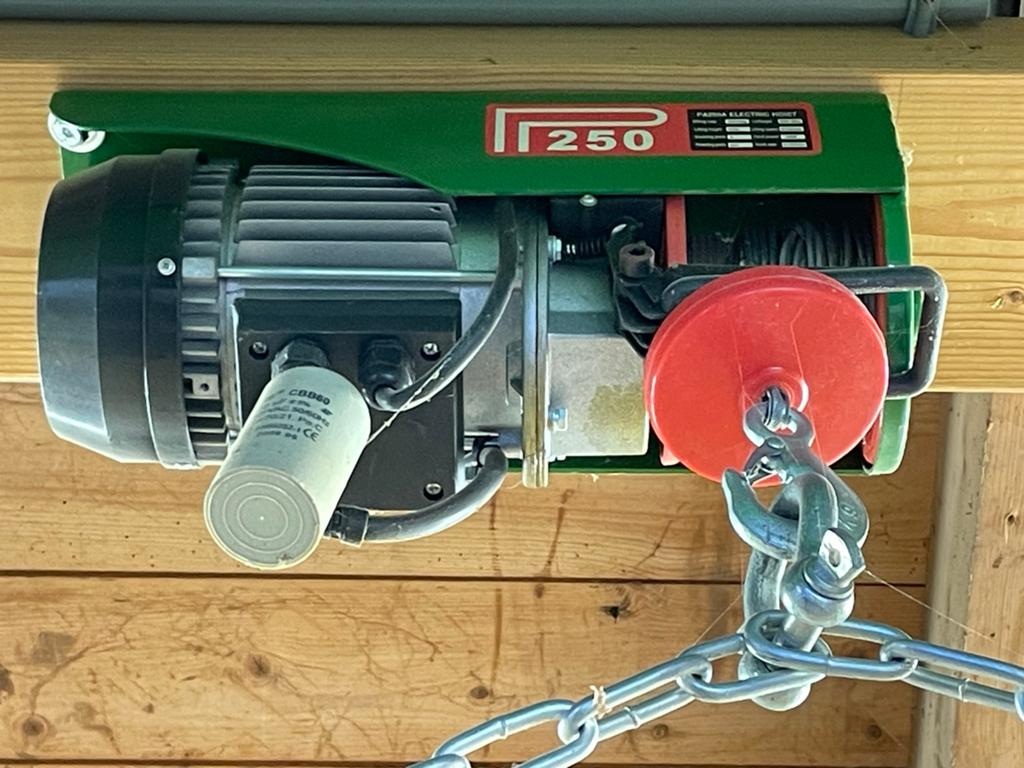 Pardus P250 Elektrische Takel - Zo goed als nieuw, Ophalen, Zo goed als nieuw, Elektrisch