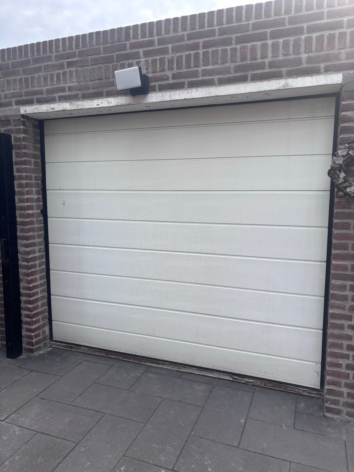Witte Garagedeur met Afstandsbediening, Ophalen, Gebruikt, 120 cm of meer, Garagedeur