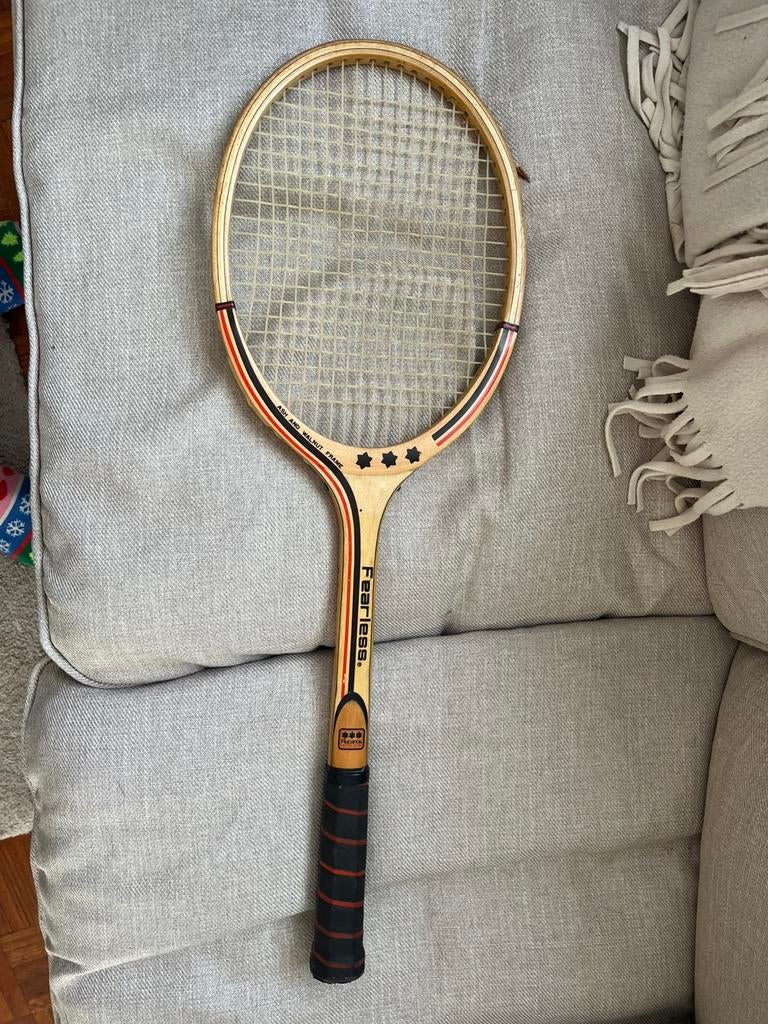 Mooi oud tennis racket rucanor, Sport en Fitness, Tennis, Ophalen of Verzenden, Zo goed als nieuw, Racket, Overige merken