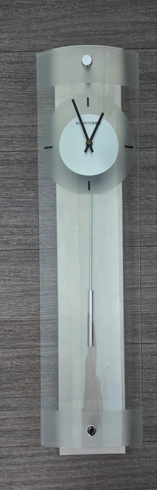 Moderne wandklok met slinger - Kieninger, Wandklok, Met slinger, Analoog, Ophalen of Verzenden