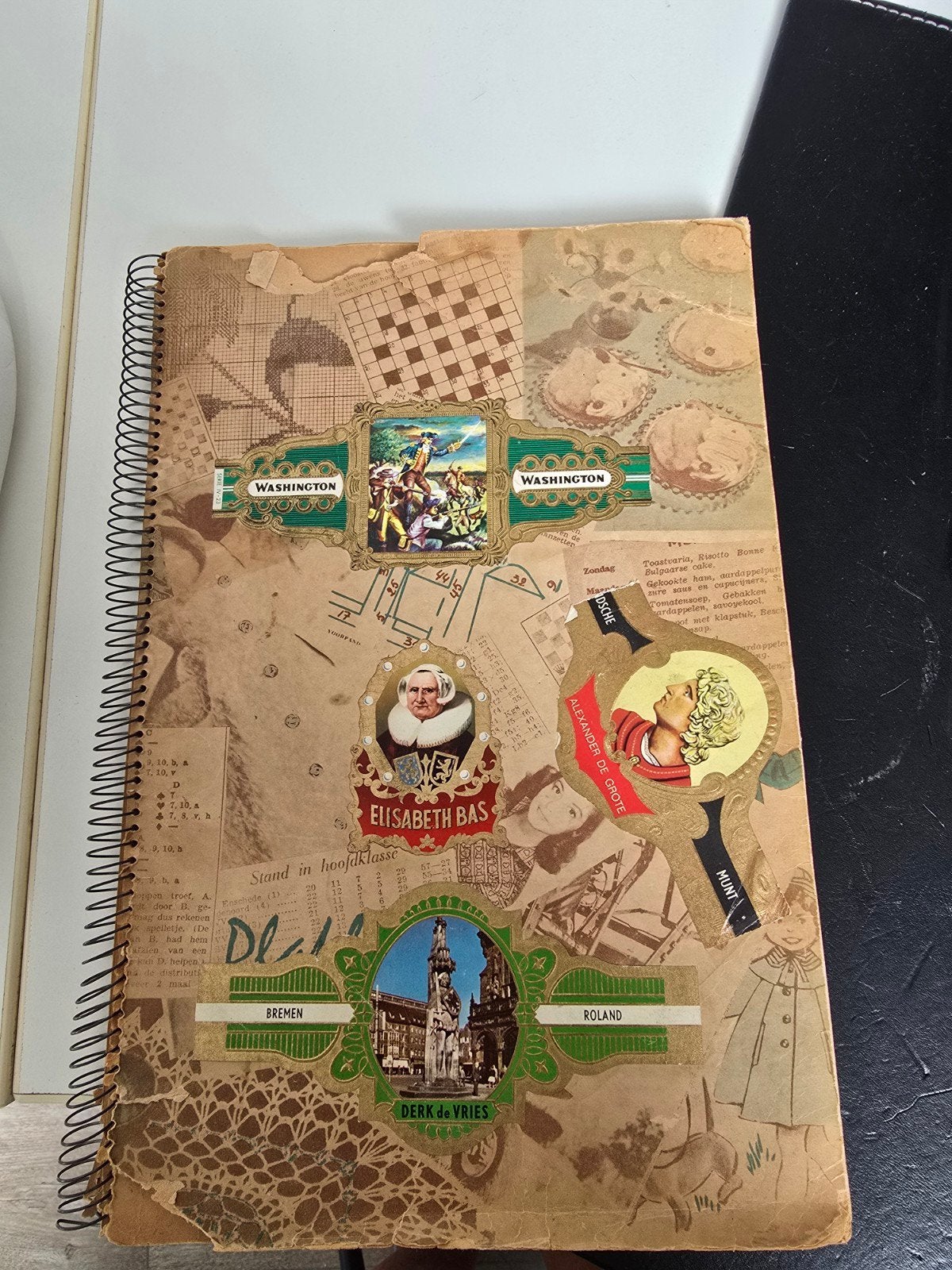 Verzameling Sigarenbandjes in Album - Diverse Merken, Verzamelen, Ophalen of Verzenden, Gebruikt