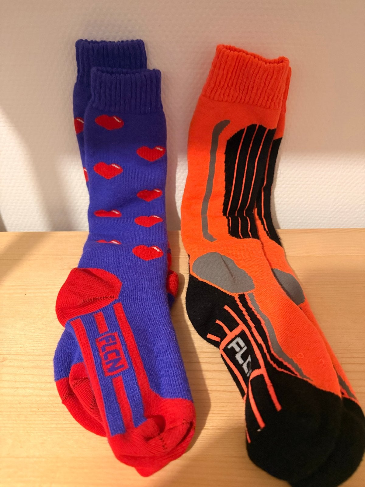 2 paar Falcon skisokken - maat 38-42, Kleding | Dames, Sokken en Kniesokken, Overige kleuren, Overige maten, Ophalen of Verzenden