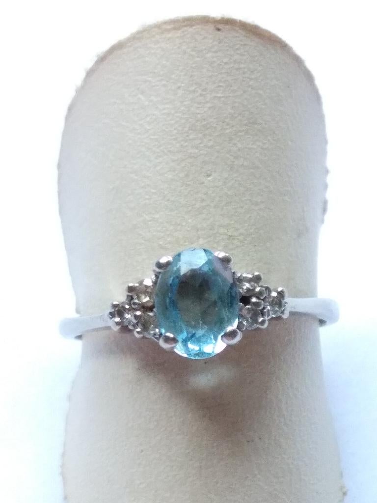 witgouden RING, maat 16,5 met Aquamarijn en 6 Briljanten, Wit, Ophalen of Verzenden, Met edelsteen, Dame