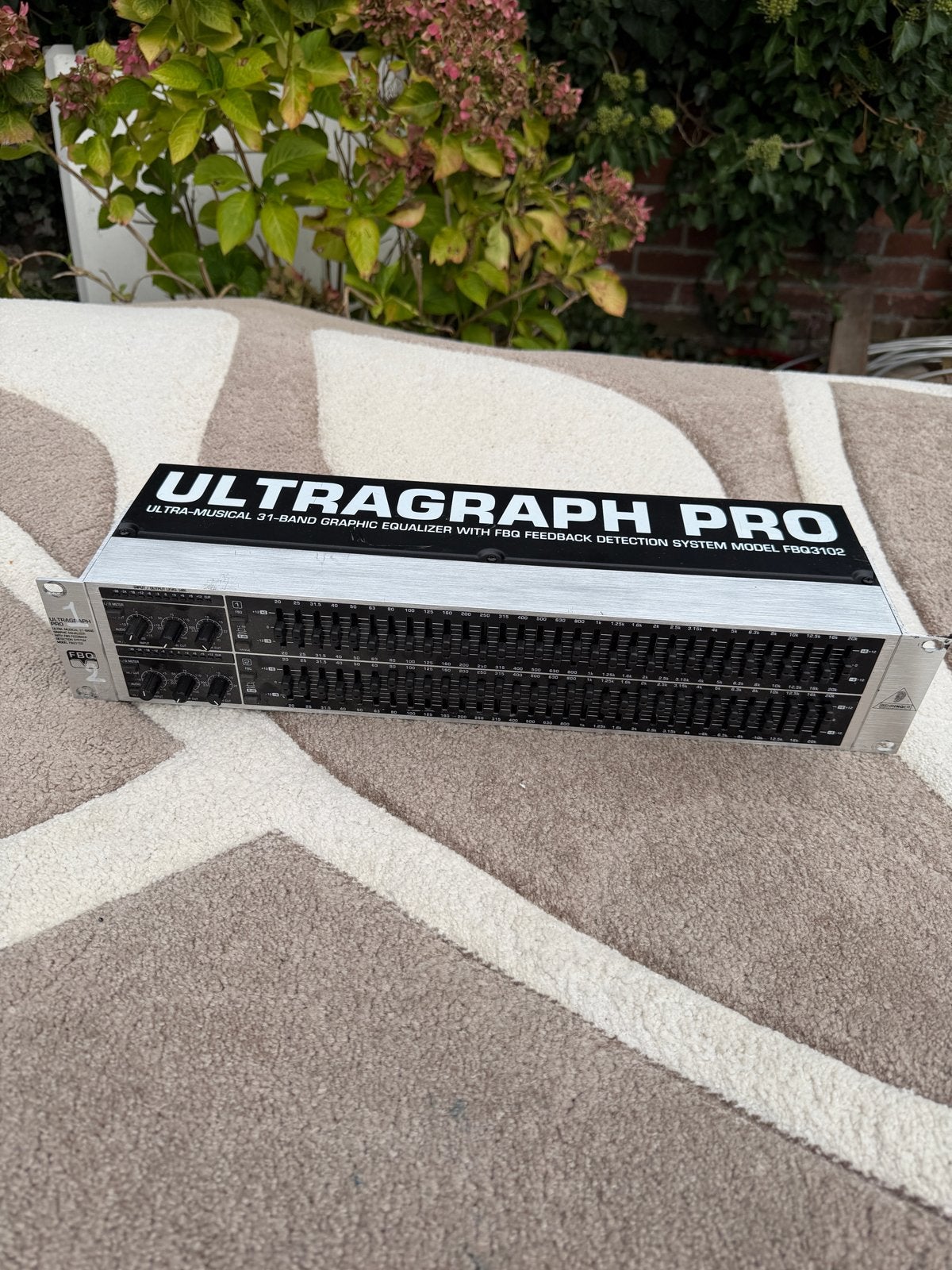 Behringer Ultragraph Pro FBQ3102 Equalizer, Ophalen of Verzenden, Gebruikt, Equalizer
