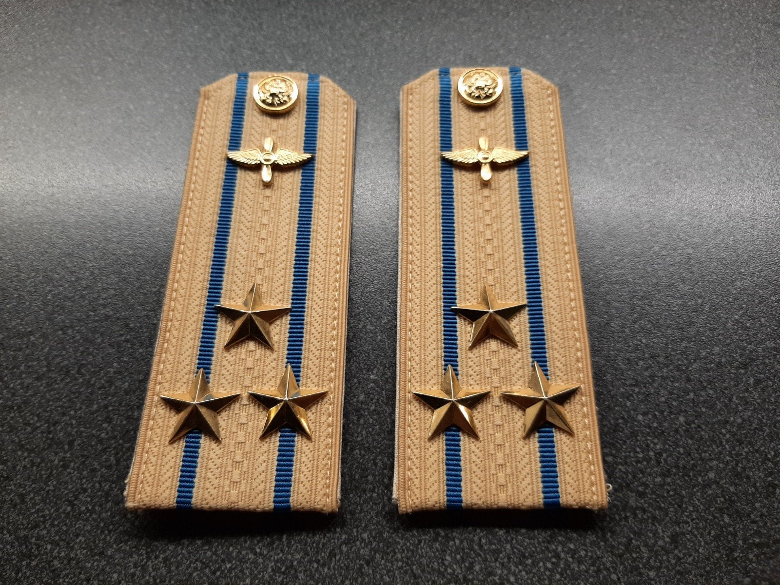 set  Russische   schouder epauletten/ 13,5 x 5 cm / zgan., Ophalen of Verzenden, Landmacht, Embleem of Badge