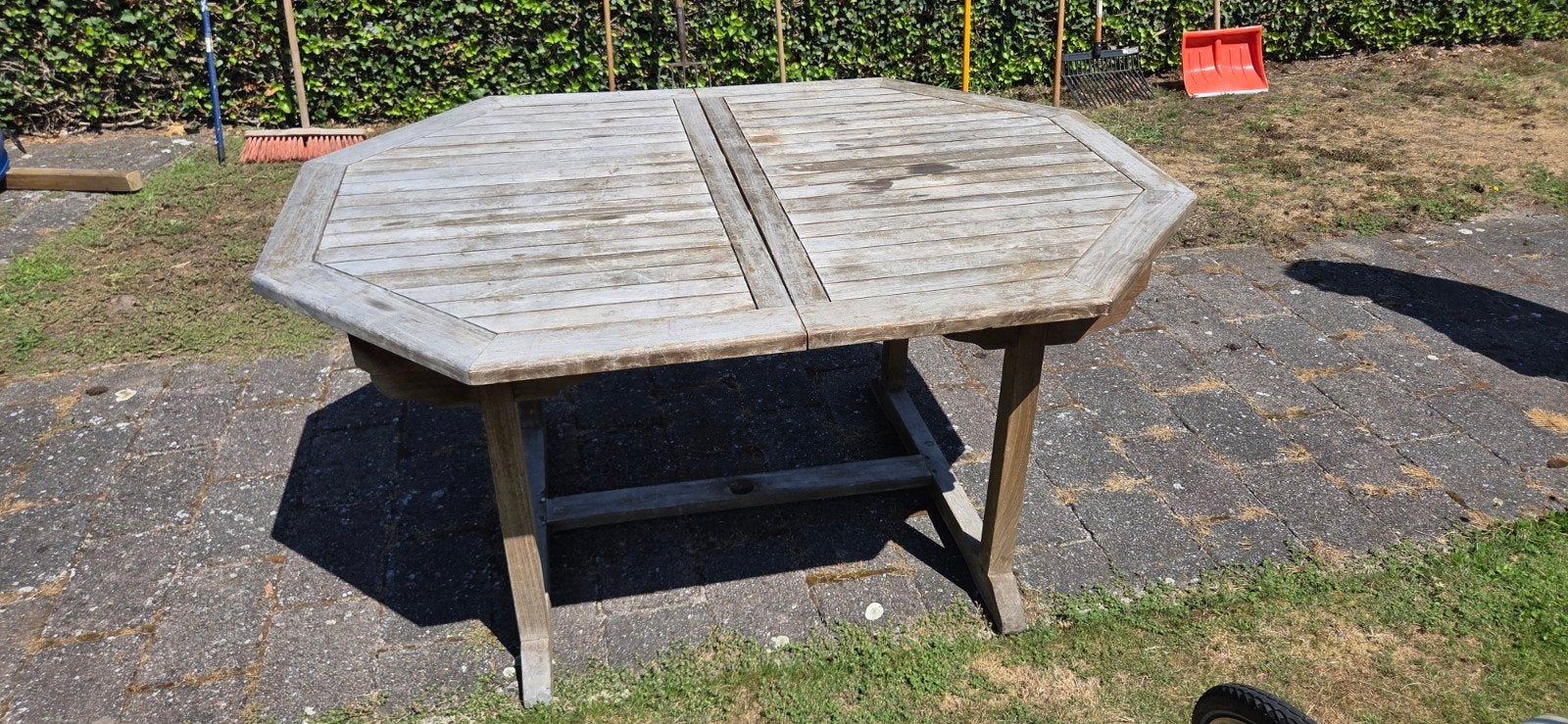 Uitklapbare tuintafel - 200x110 (uitgeklapt), Tuin en Terras, Tuintafels, Ophalen