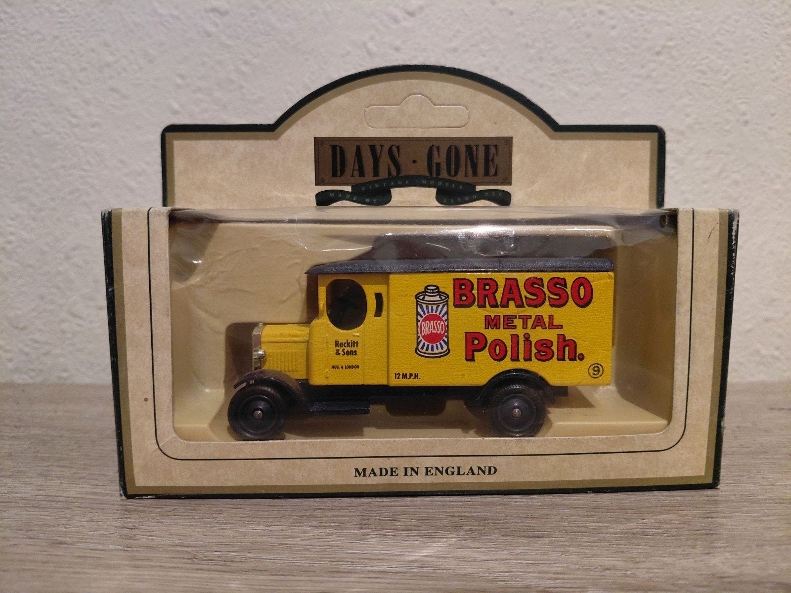 1931 Morris Van Brasso Metal Polish, Ophalen of Verzenden, Nieuw
