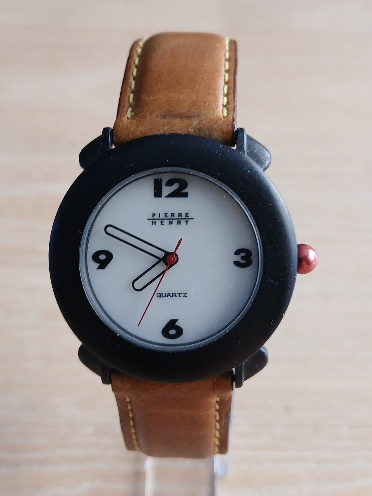 Pierre Henry quartz horloge., Ophalen of Verzenden, Leer, Overige merken